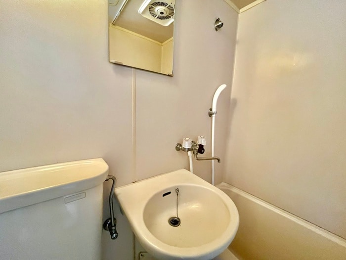 洗面 ホワイトチムニ－