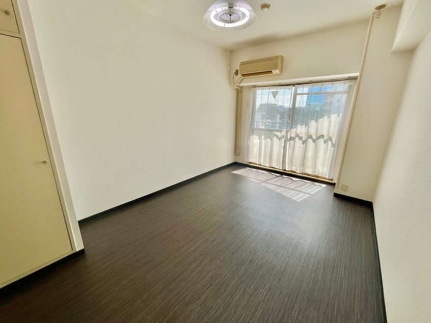 居室 ホワイトチムニ－