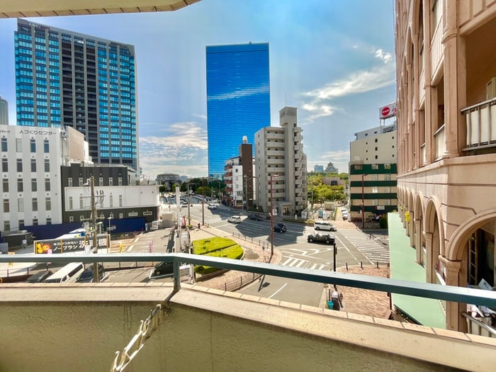 室内からの展望 ホワイトチムニ－