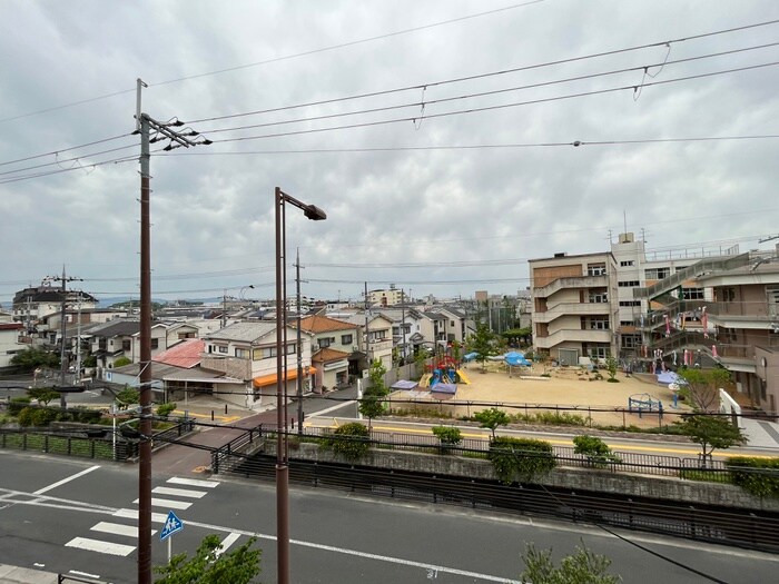 室内からの展望 柏原ファミリ－ハイツ