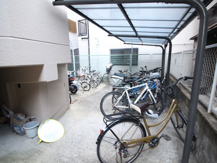 駐輪場 アインスＮａｋａｍｉｙａ