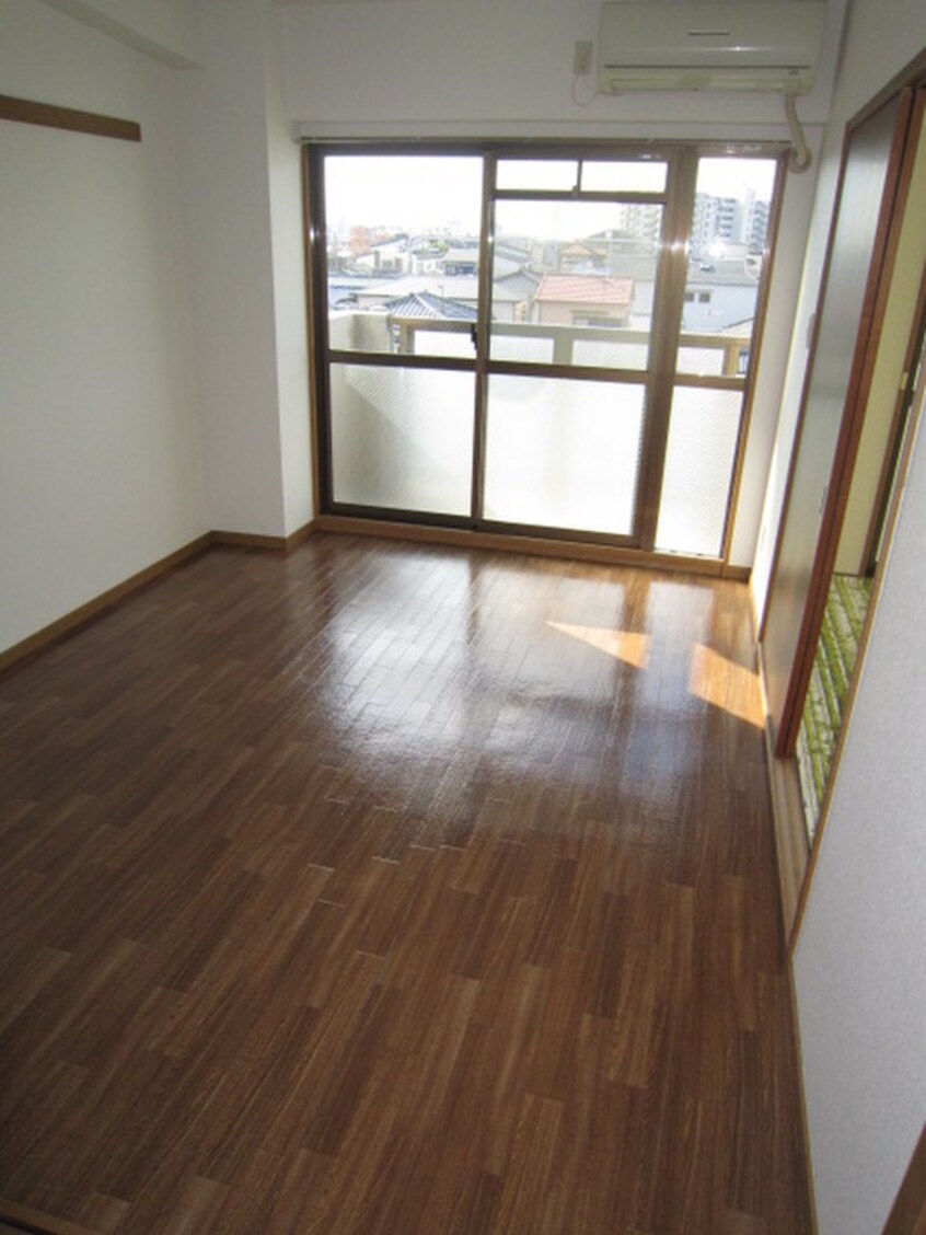 居室 エクセレント千里丘