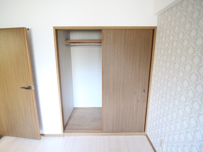 収納 エクセレント千里丘