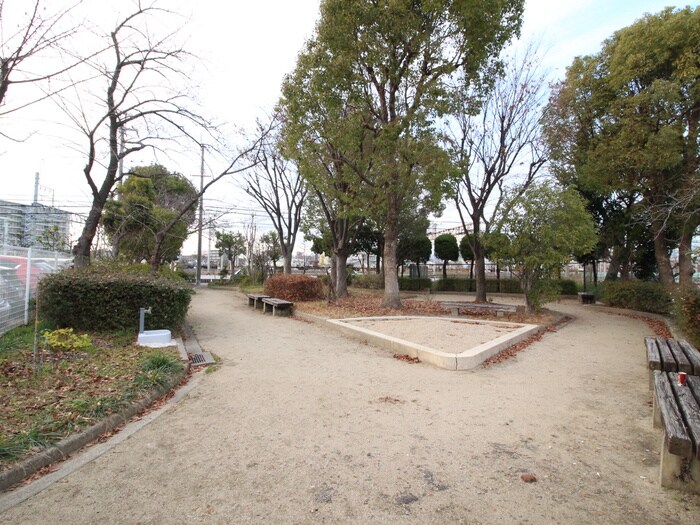 山田川ちびっこ広場(公園)まで190m エクセレント千里丘