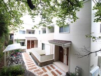 レ・セーナ川西