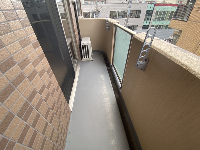 ベランダ・バルコニー ユグドラシルハザマ