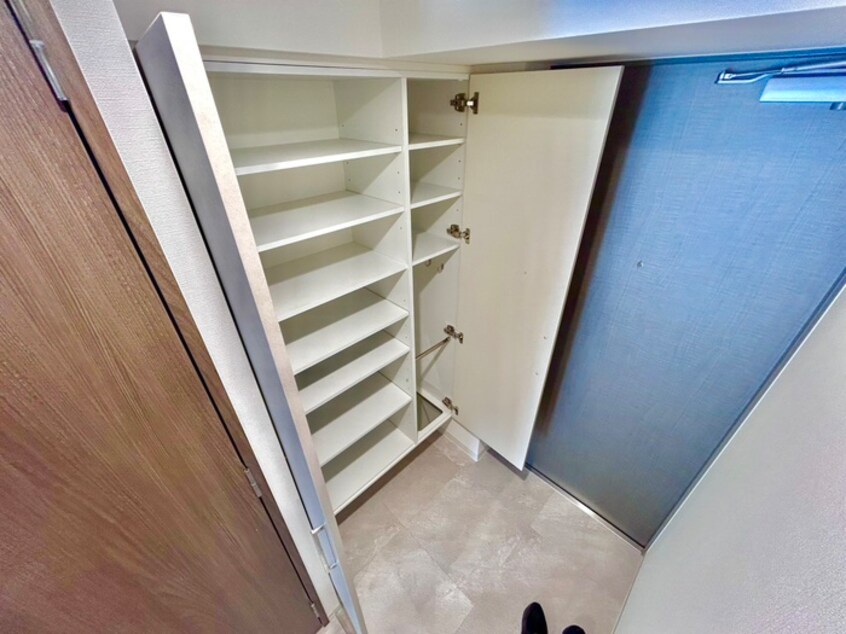 靴箱 大阪難波Ｎｏａｈ