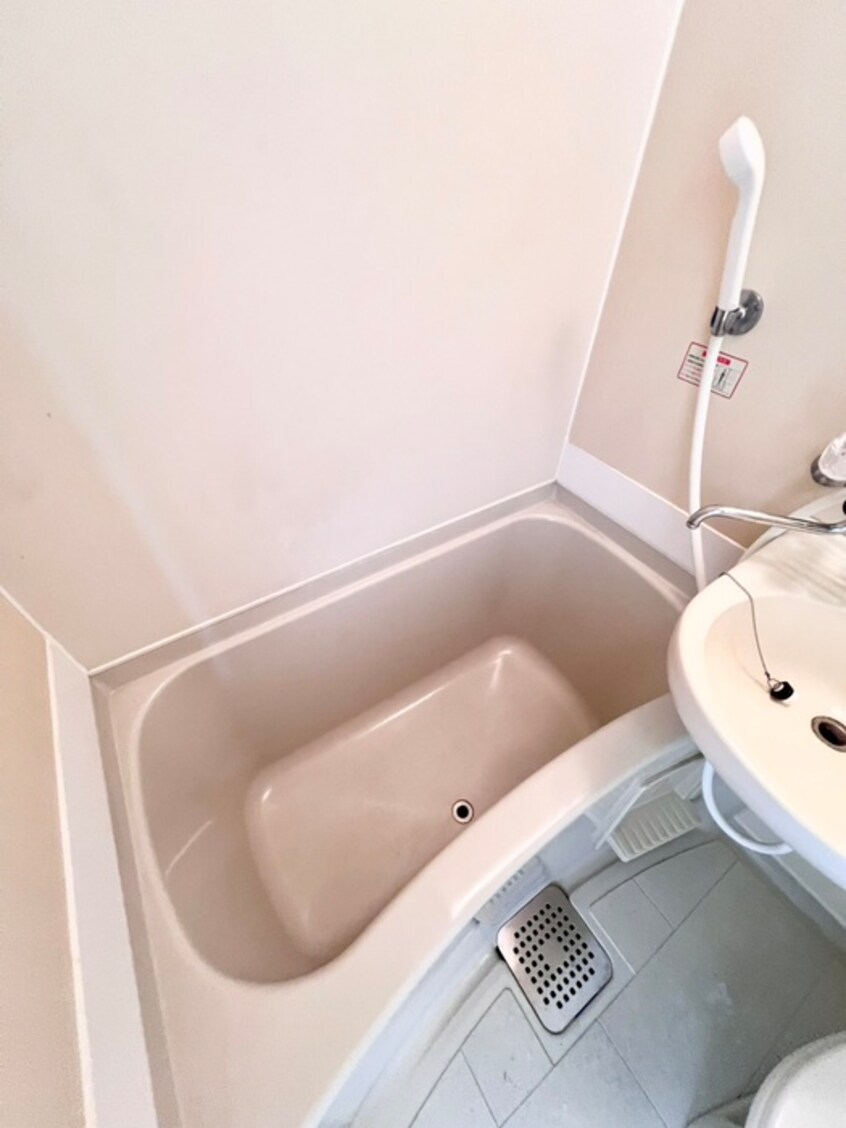 バス／シャワールーム等 サンハイツイシハラ