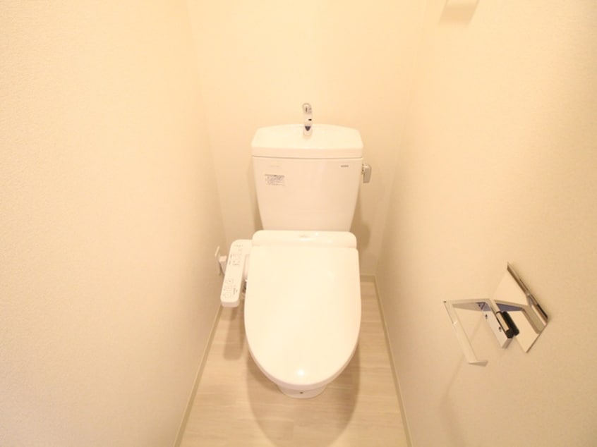 トイレ プレサンス神戸元町ﾍﾞﾙｼｵﾝ(802)