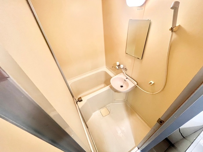 バス／シャワールーム等 ブル－フィ－ルド