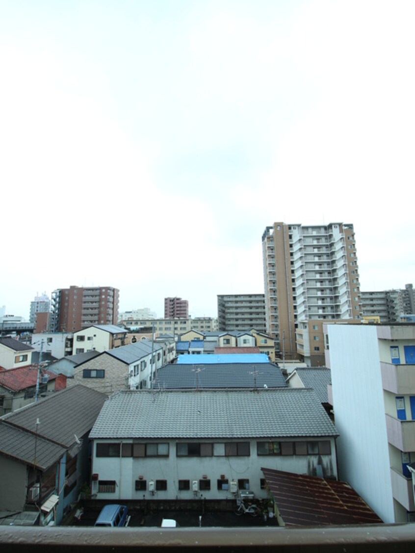 室内からの展望 ブル－フィ－ルド