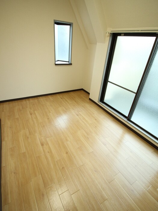 居室 ブル－フィ－ルド