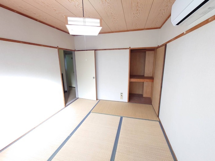 居室 カワナベパーク