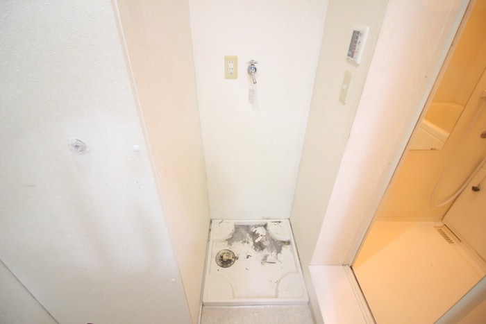 洗濯機置場 サンビルダ－岡本