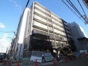 ｴｽﾘｰﾄﾞ神戸兵庫駅ｱｸｱｳﾞｨﾗ(718)