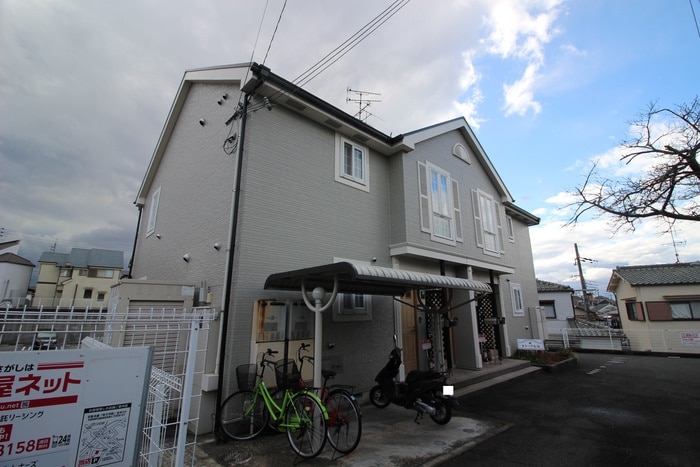 外観写真 オリーブ長尾