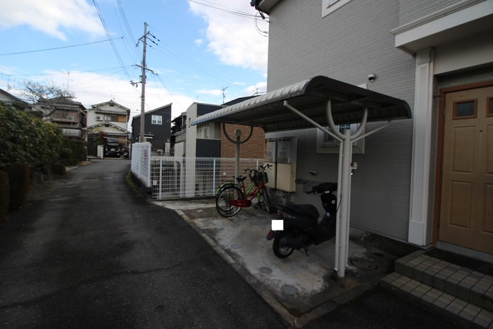 駐輪場 オリーブ長尾