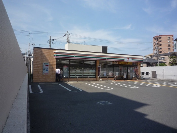 セブンイレブン(コンビニ)まで250m 第１８関根マンション