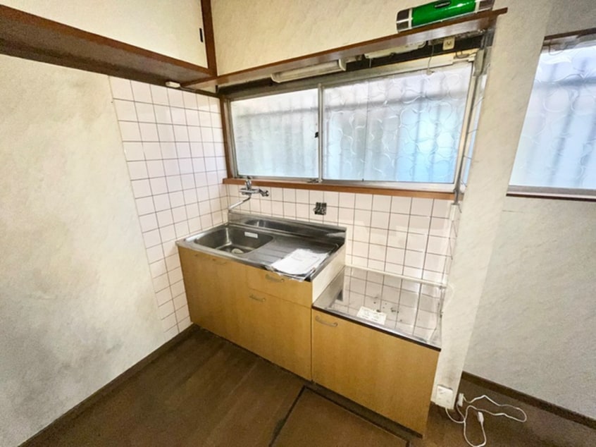 キッチン 加茂１丁目貸家