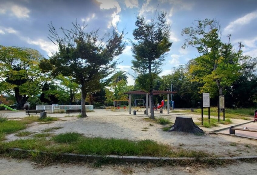 桃ヶ池公園(公園)まで400m グランシャト－田辺