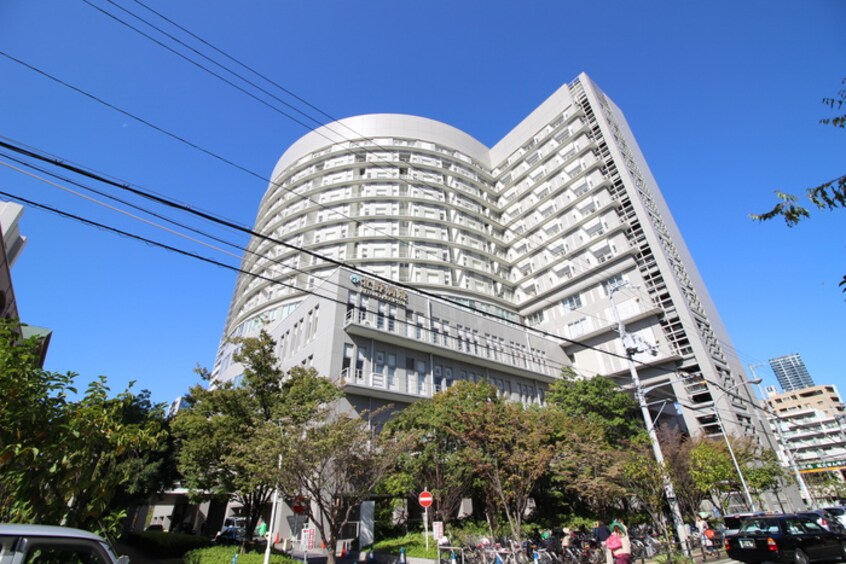 北野病院(病院)まで737m ロイヤルレジデンス北梅田