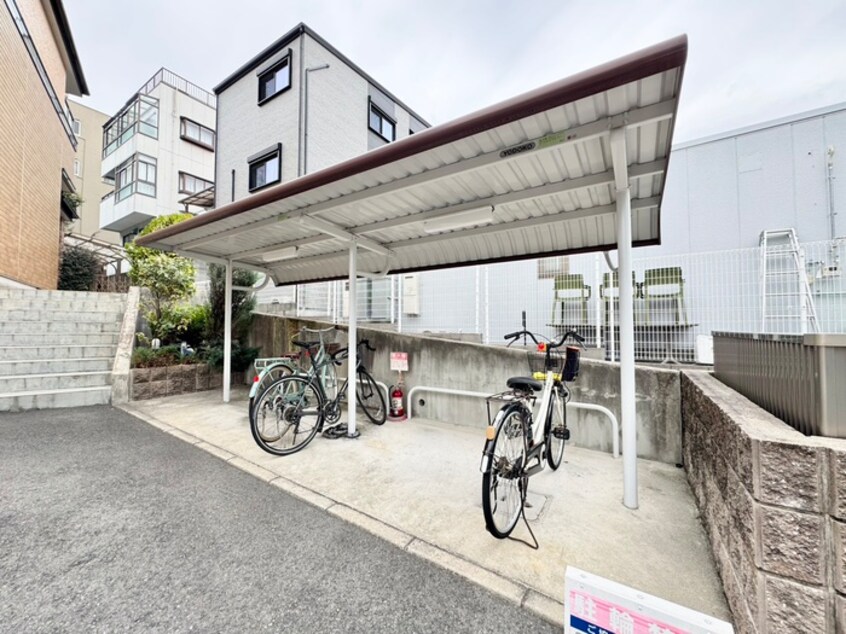 駐輪場 レスト大美野