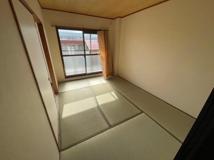 居室 八雲ハイツ２号館