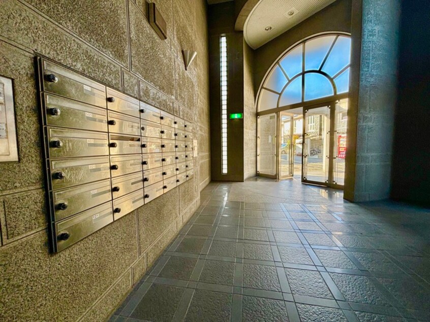 エントランス部分 ルミナ２１