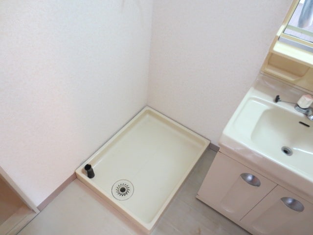 洗濯機置場 カ－サ多田