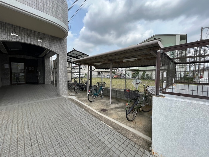 駐輪場 風の街