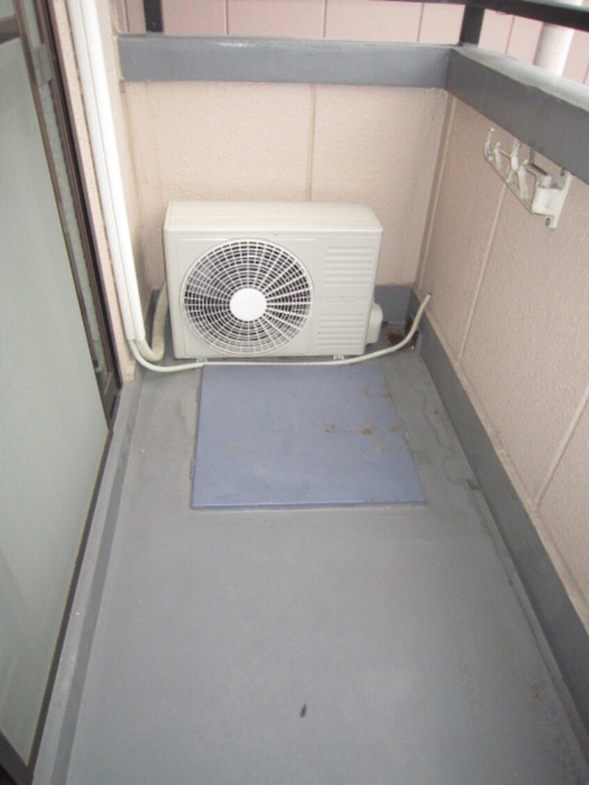 ベランダ・バルコニー サンパレス布施