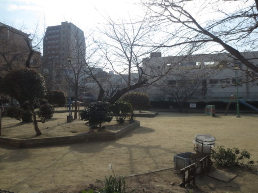 足代北公園(公園)まで560m サンパレス布施