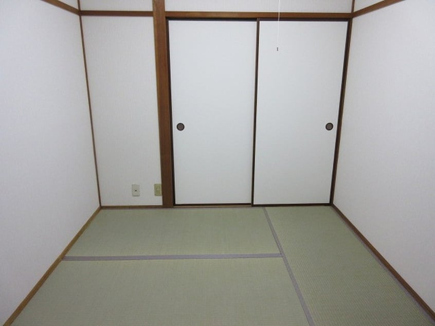 居室 ひかりハイツ