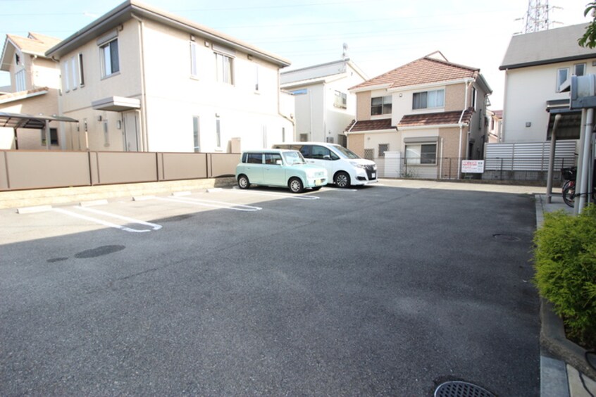 駐車場 ワイドプライジア