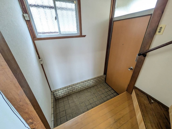 玄関 宇山一戸建