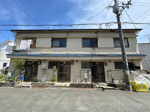 境橋町1/4貸家