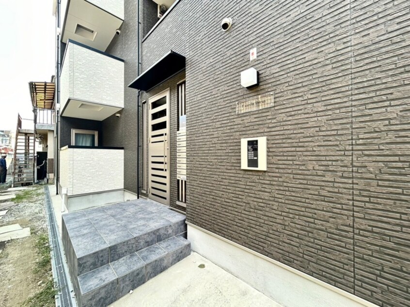 エントランス部分 F asecia Doras