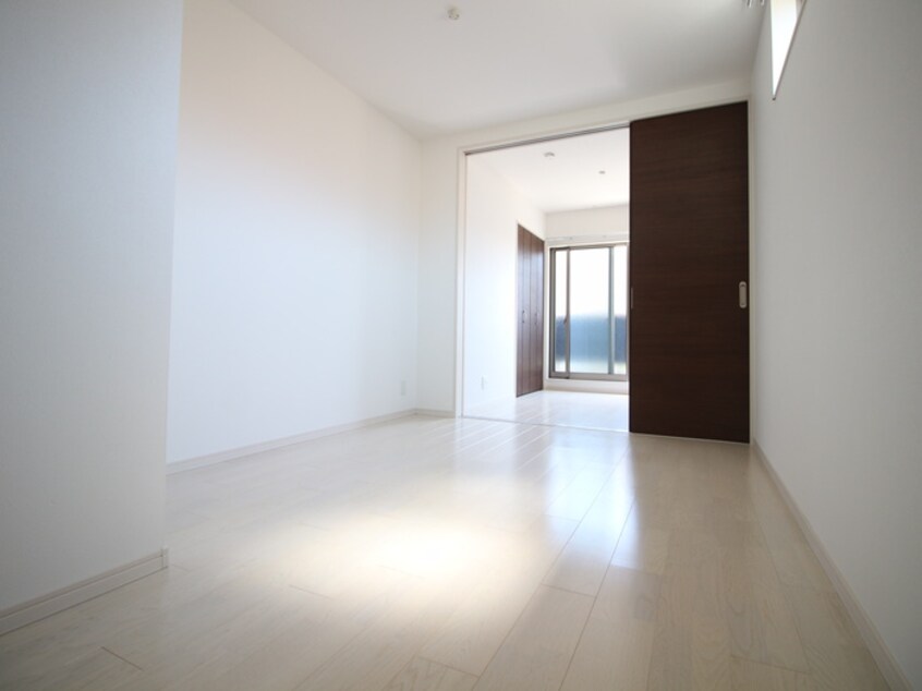 居室 F asecia Doras