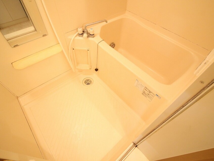 バス／シャワールーム等 メゾンソレイユ岡町