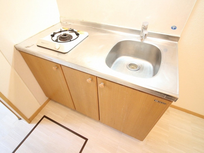 キッチン メゾンソレイユ岡町