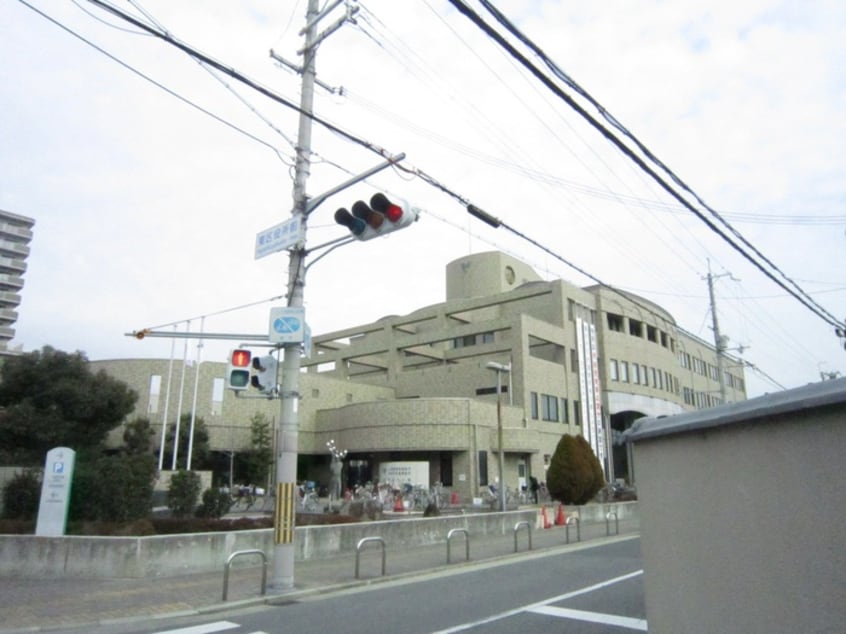 東区役所(役所)まで520m ウェストフィ－ルド