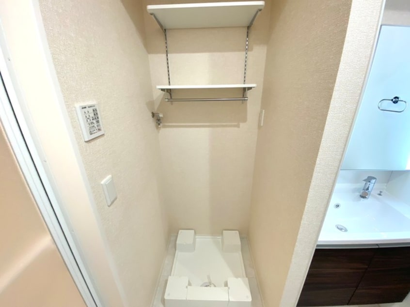 洗濯機置場 GRAMM岩倉