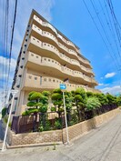 フィアテル岸和田の外観