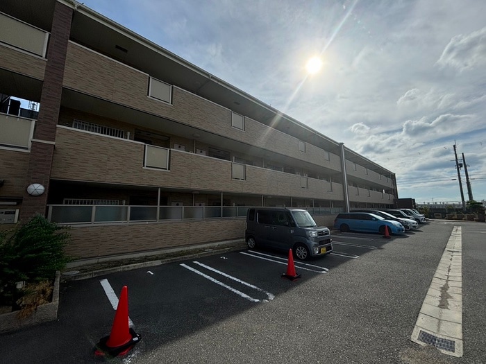 駐車場 インヴィテ・ボヌ－ルⅡ番館