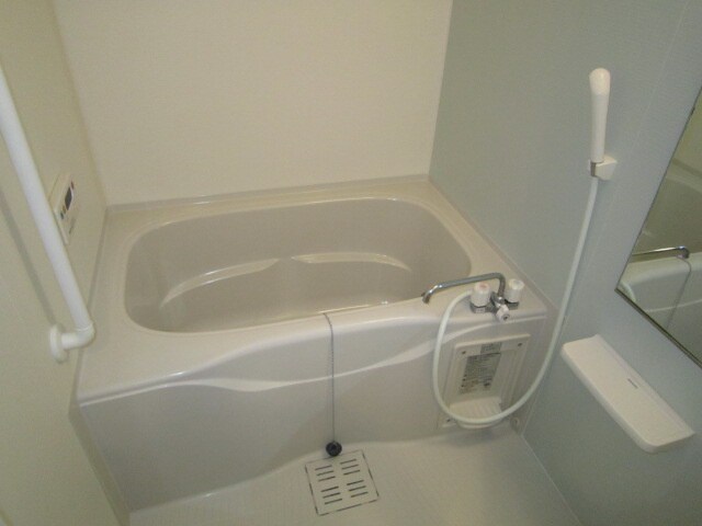 バス／シャワールーム等 インヴィテ・ボヌ－ルⅡ番館