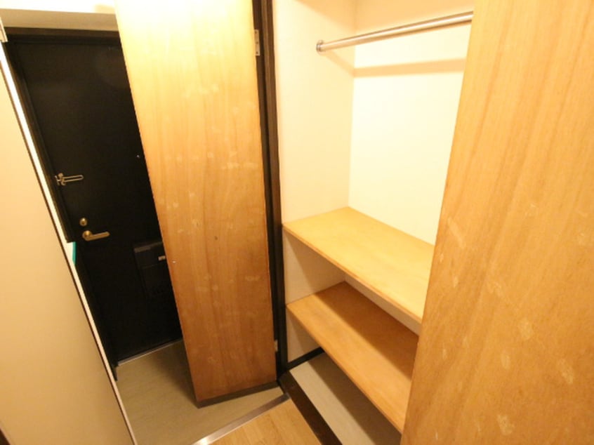 収納 エルマ－ナ出町柳