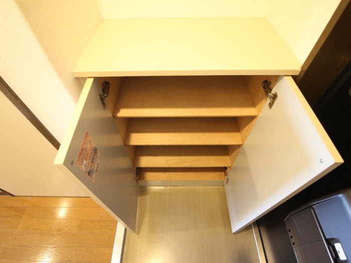 靴箱 エルマ－ナ出町柳