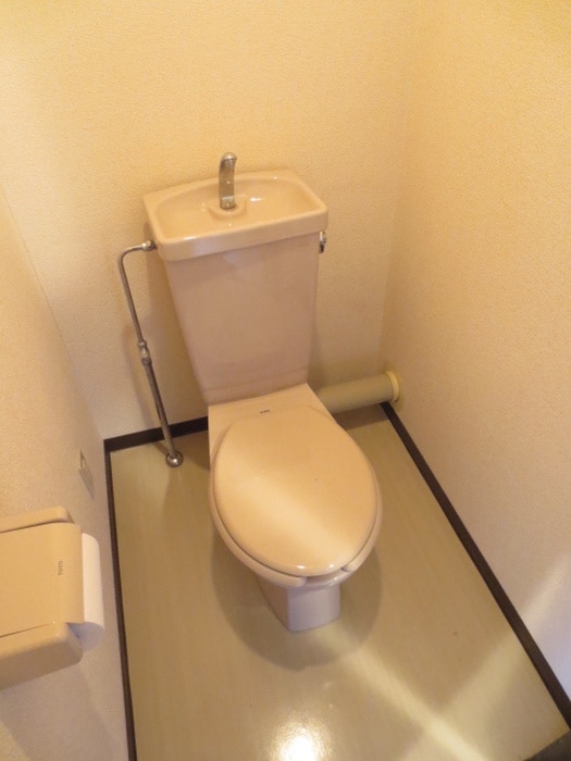 トイレ エルマ－ナ出町柳