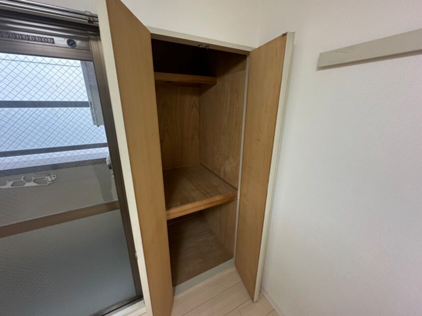 収納 ＬＡＵＲＥＬ　ＨＯＵＳＥ