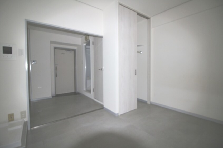 居室 ﾗｲｵﾝｽﾞﾏﾝｼｮﾝ石屋川（204）